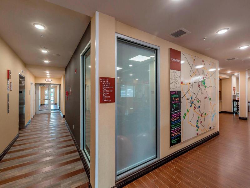 Towneplace Suites Lexinston Keeneland Airport