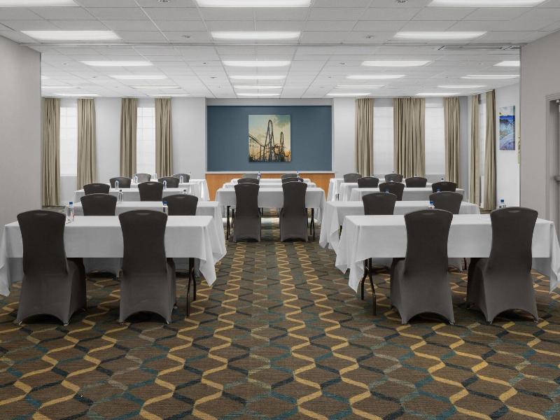 Residence Inn Santa Clarita Valencia image