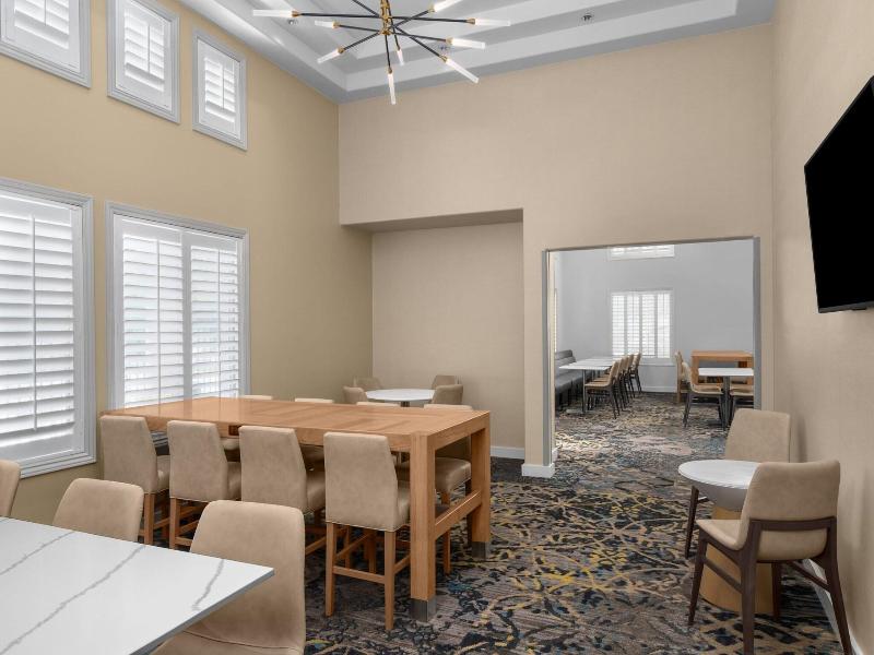 Residence Inn Santa Clarita Valencia image