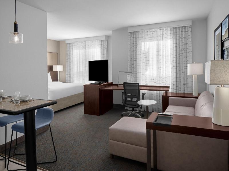 Residence Inn Santa Clarita Valencia image