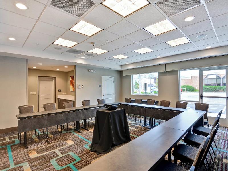Residence Inn Milwaukee North Glendale image