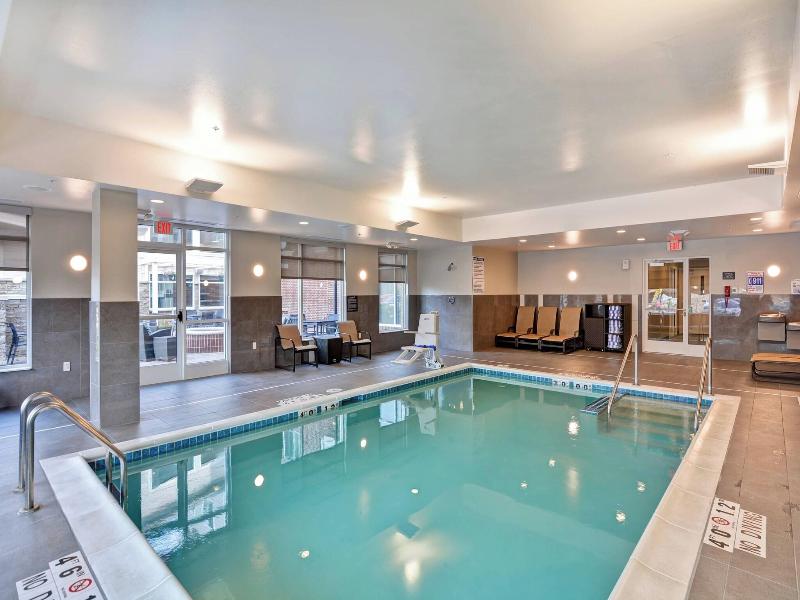 Residence Inn Milwaukee North Glendale image