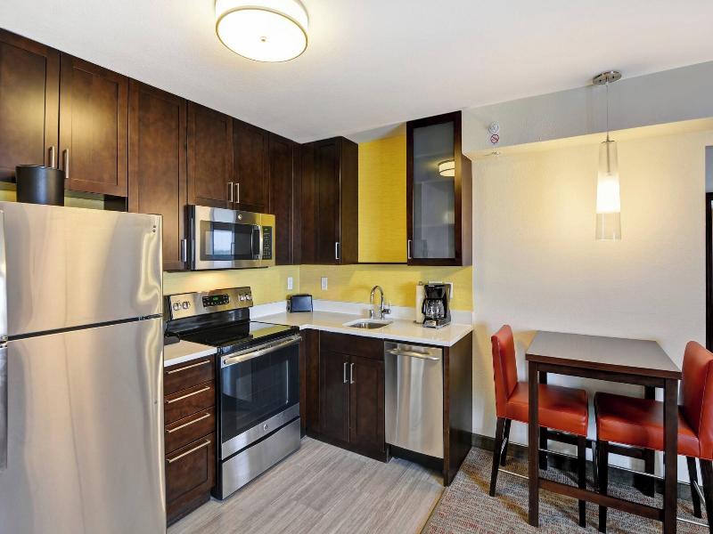 Residence Inn Milwaukee North Glendale image