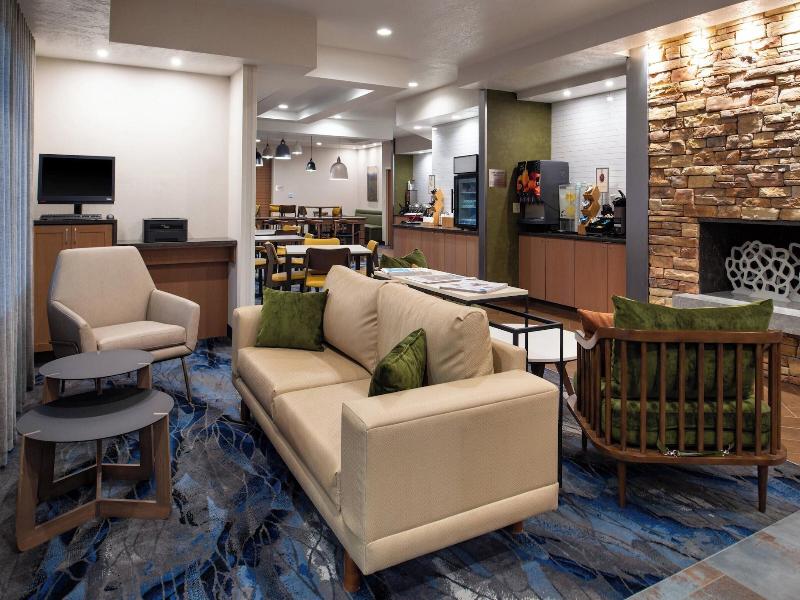 Fairfield Inn Suites Beloit image