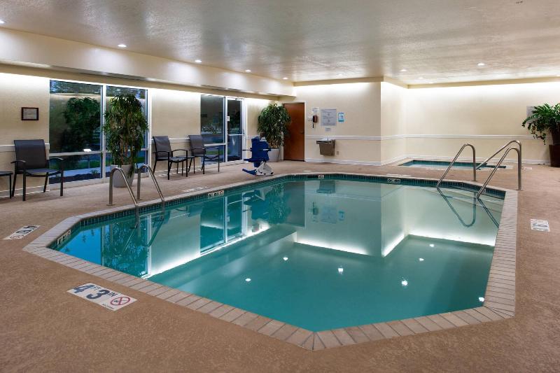 Fairfield Inn Suites Beloit image
