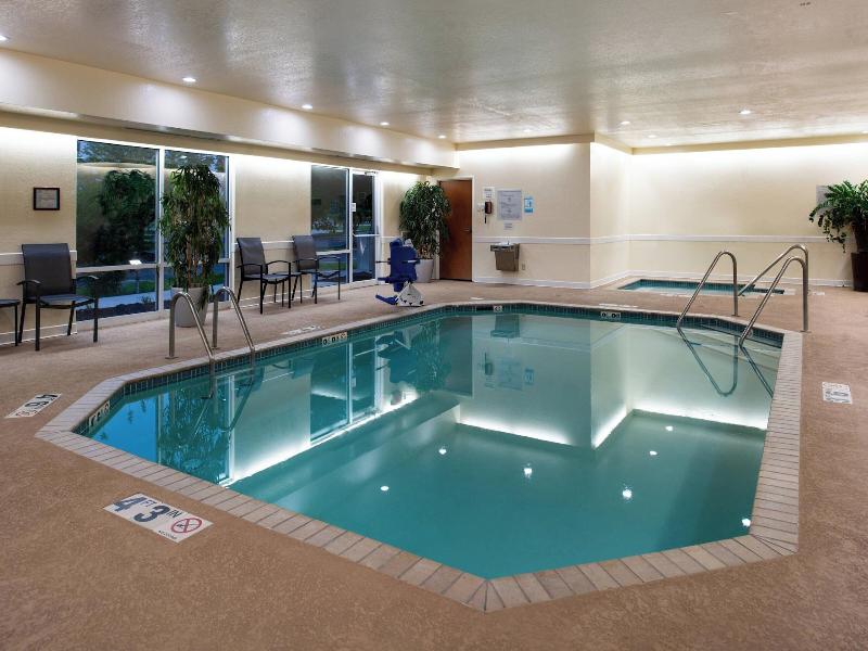 Fairfield Inn Suites Beloit image
