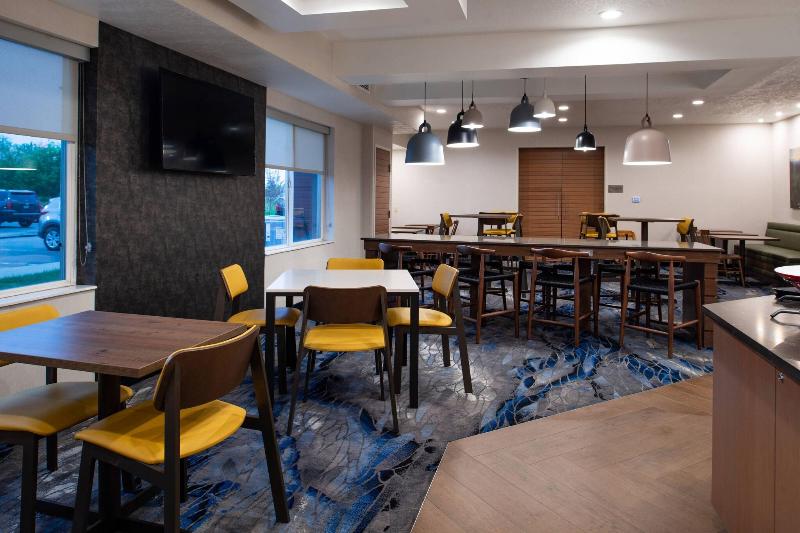 Fairfield Inn Suites Beloit image