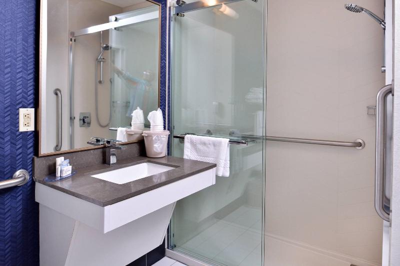 Fairfield Inn Suites Beloit image