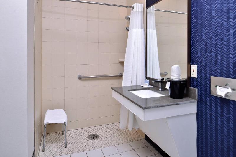 Fairfield Inn Suites Beloit image