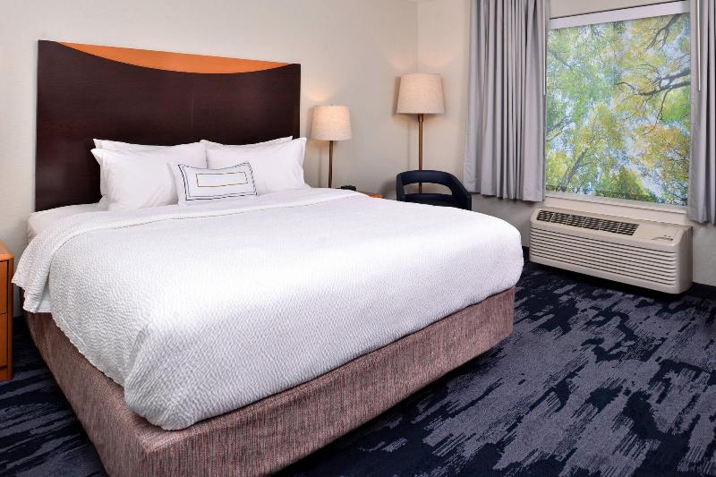 Fairfield Inn Suites Beloit image