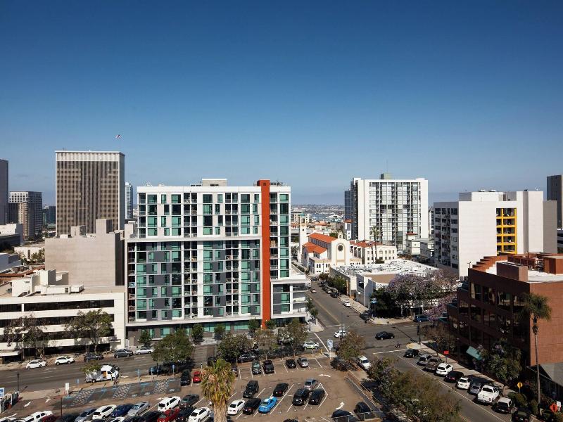 Towneplace Suites San Diego Downtown image