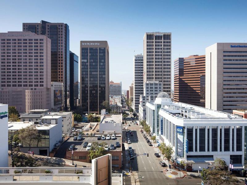 Towneplace Suites San Diego Downtown image