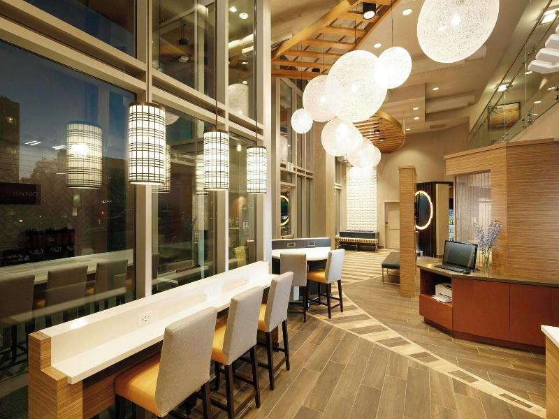 Towneplace Suites San Diego Downtown image