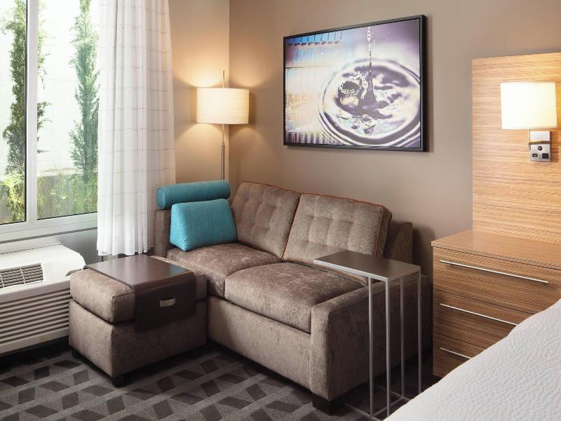 Towneplace Suites San Diego Downtown image