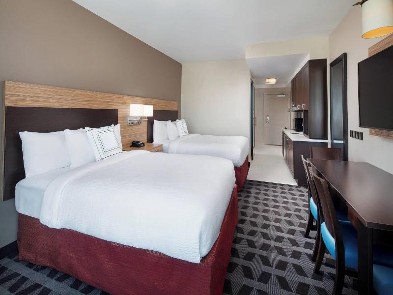 Towneplace Suites San Diego Downtown image