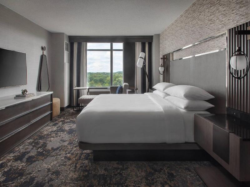 Bridgewater Marriott image
