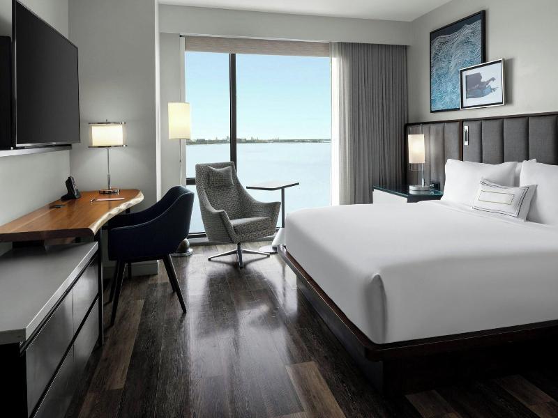The Current Hotel Autograph Collection image