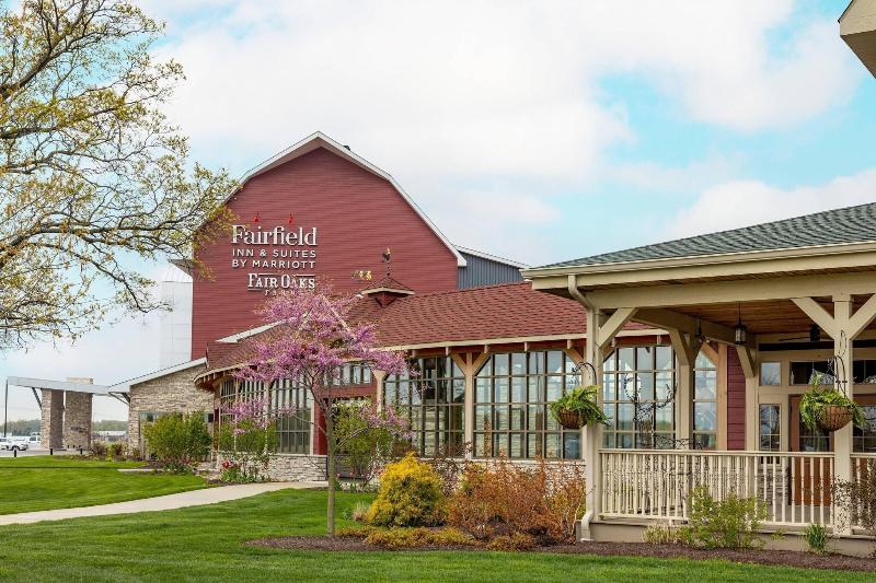 Fairfield Inn Suites Fair Oaks Farms image