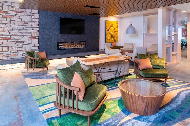 Fairfield Inn Suites Fair Oaks Farms image