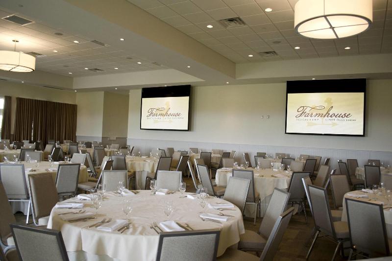 Fairfield Inn Suites Fair Oaks Farms image