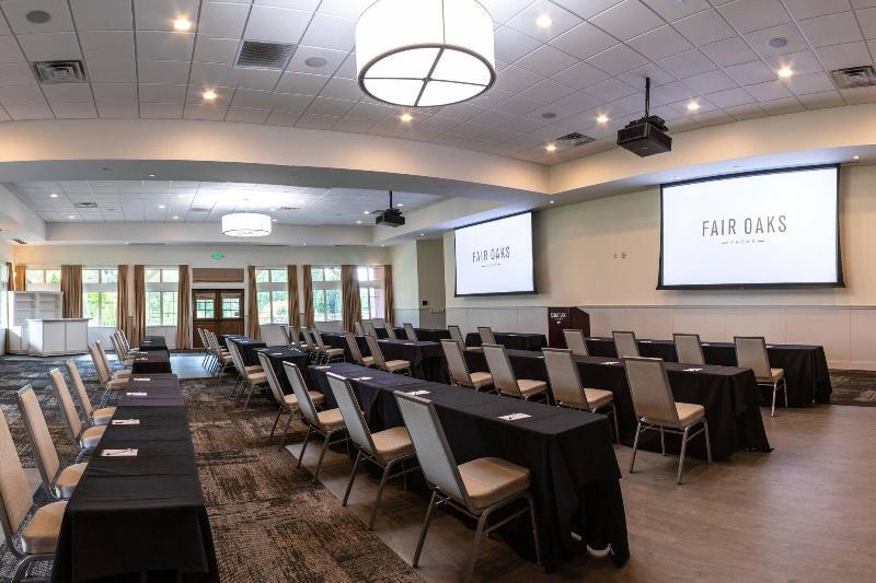 Fairfield Inn Suites Fair Oaks Farms image