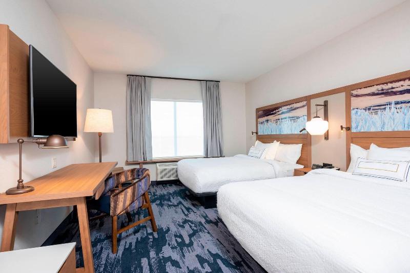 Fairfield Inn Suites Fair Oaks Farms image