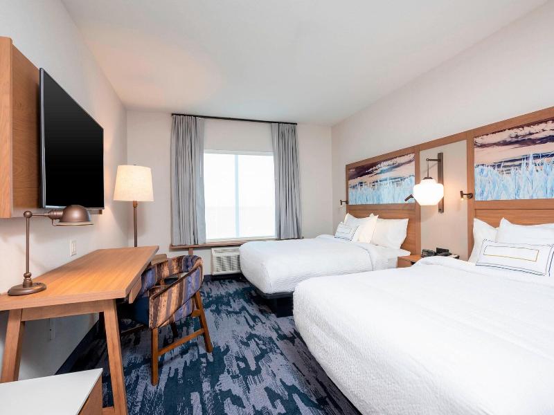Fairfield Inn Suites Fair Oaks Farms image
