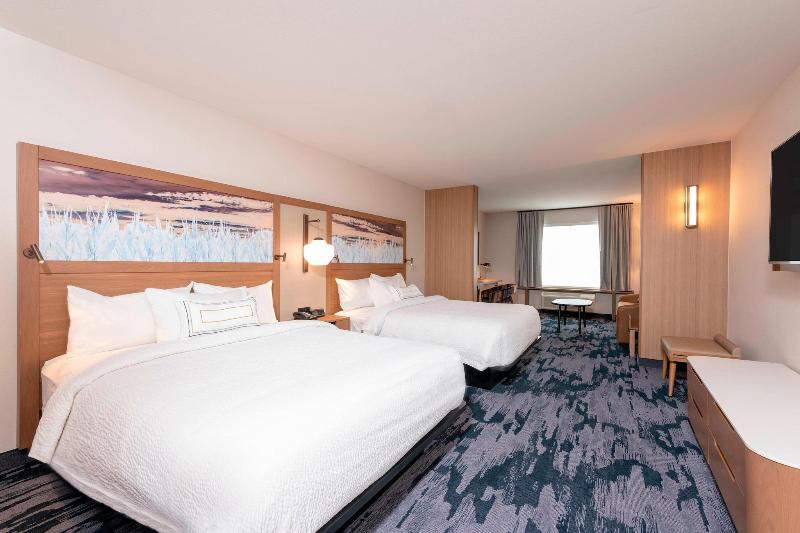 Fairfield Inn Suites Fair Oaks Farms image