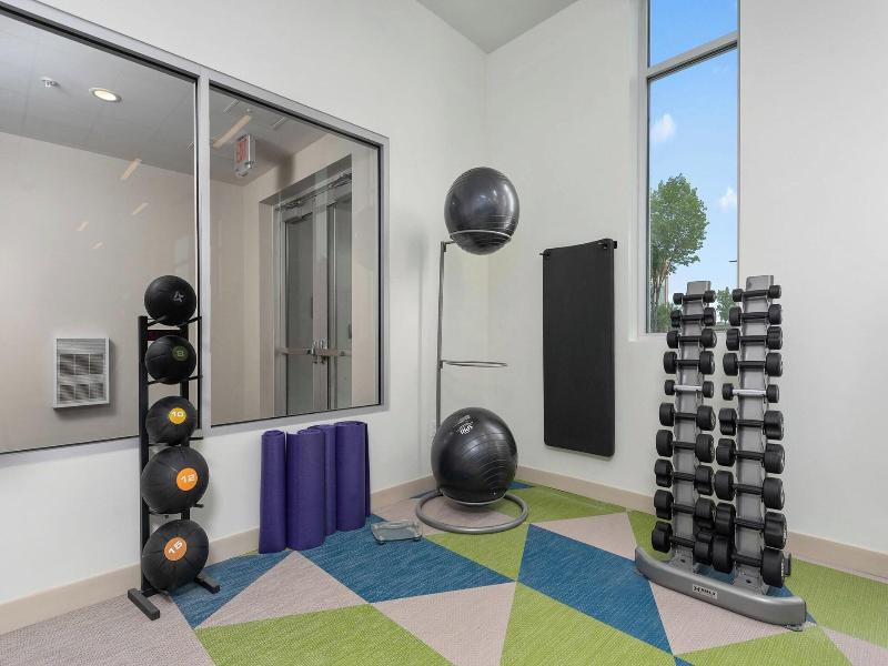 Element Hampton Peninsula Town Center image