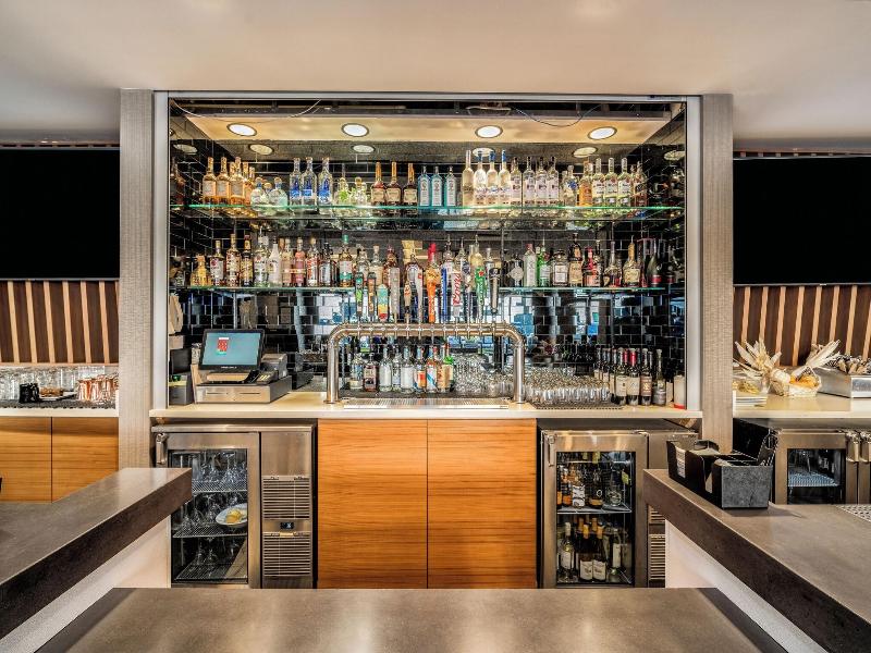 Springhill Suites Oakland Airport image