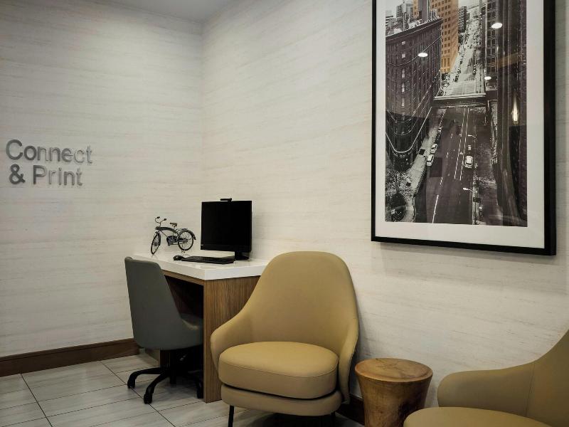 Fairfield Inn Suites Denver Downtown