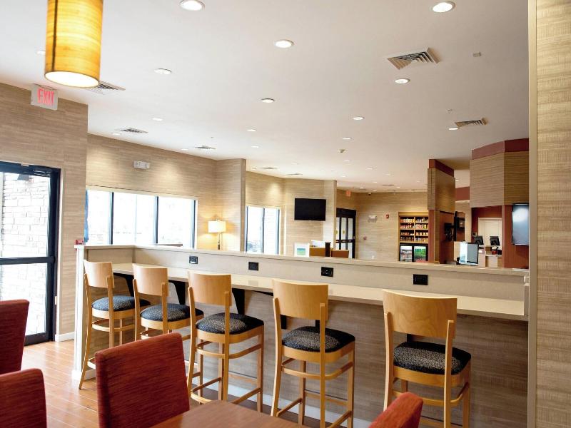 Towneplace Suites by Marriott Ames image