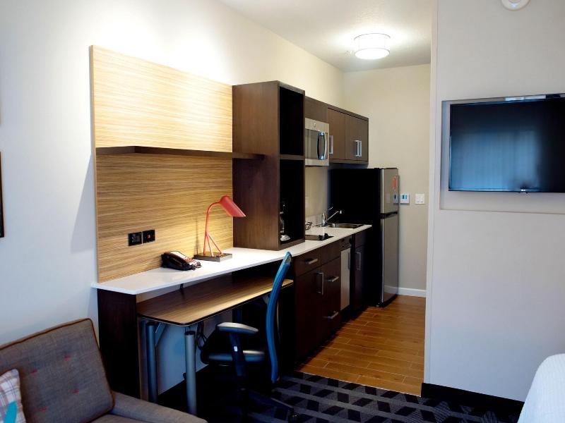 Towneplace Suites by Marriott Ames image