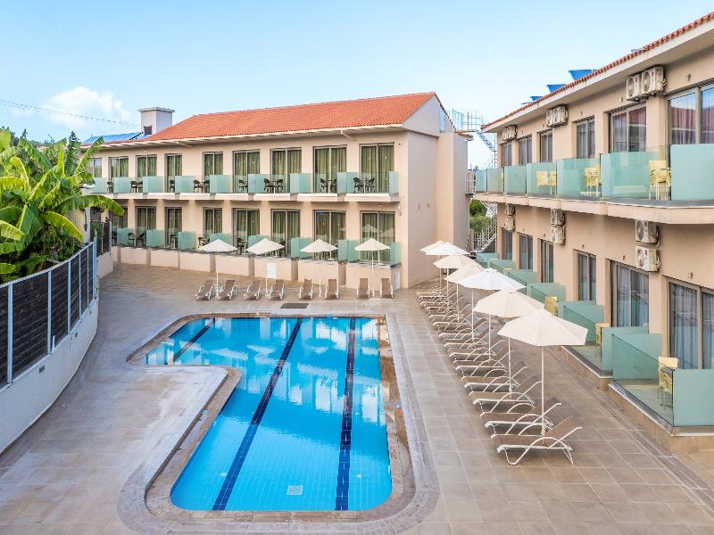Karras Grande Resort image