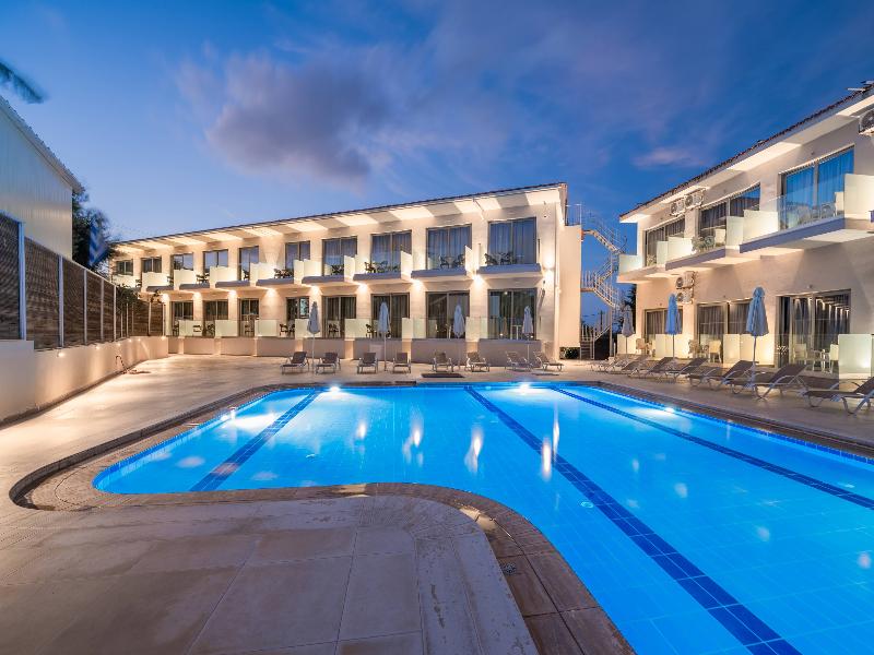 Karras Grande Resort image