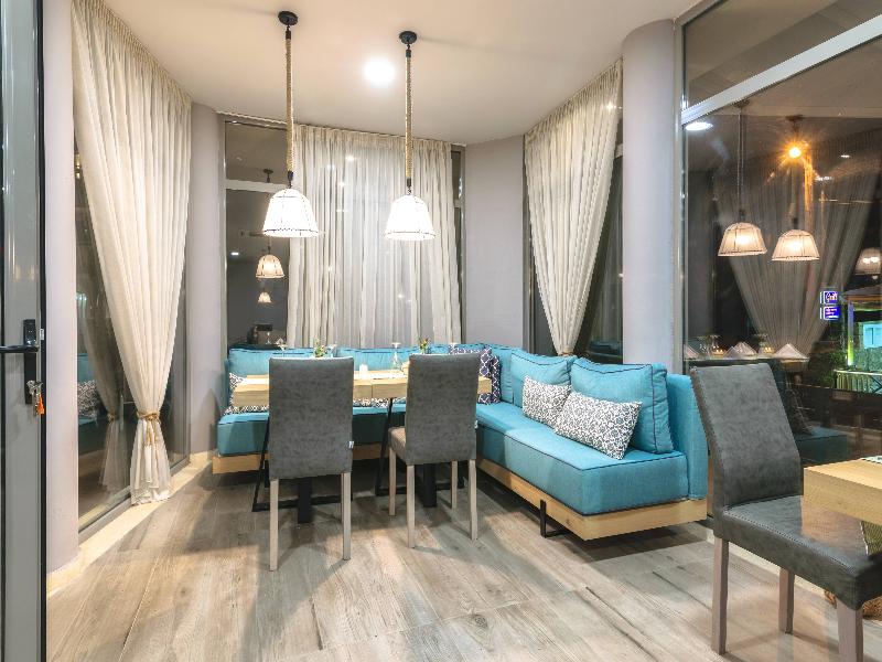 Karras Grande Resort image