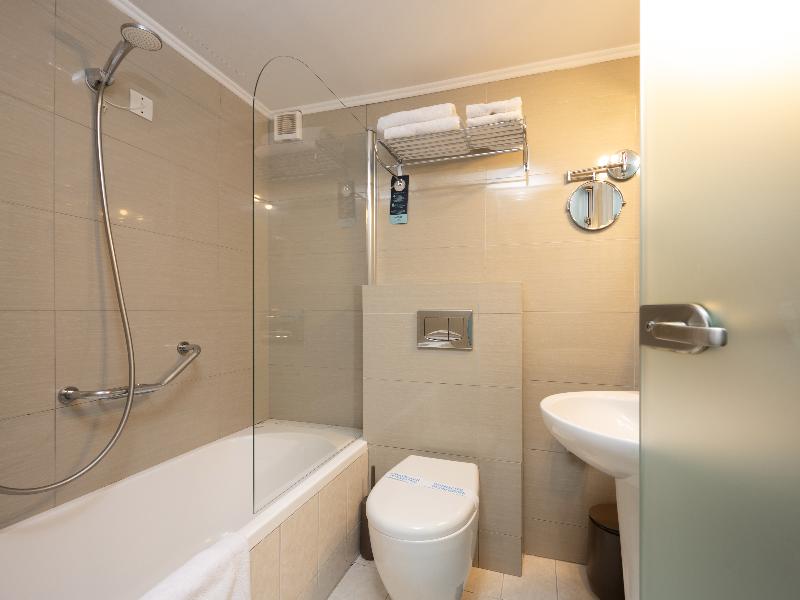 Karras Grande Resort image