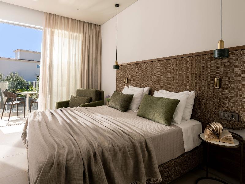 Karras Grande Resort image