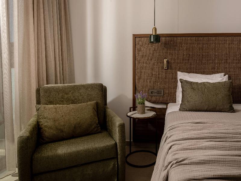 Karras Grande Resort image
