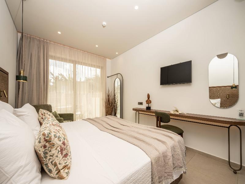 Karras Grande Resort image