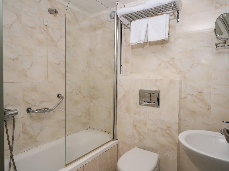 Karras Grande Resort image