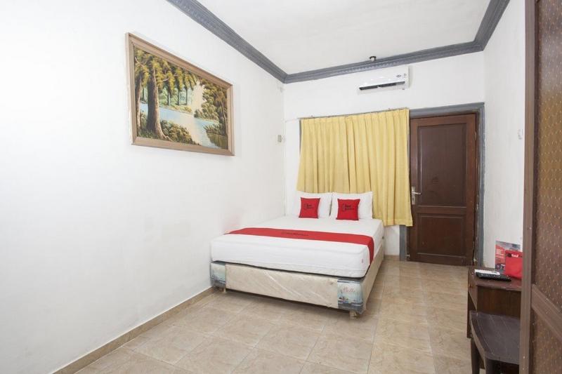RedDoorz near Ciputra World 2 Surabaya image