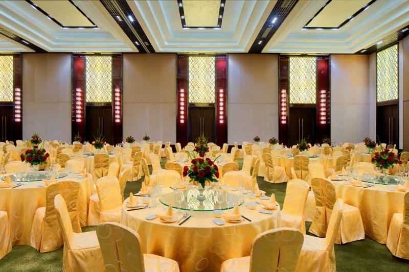 Radisson Blu Hotel Kashgar image