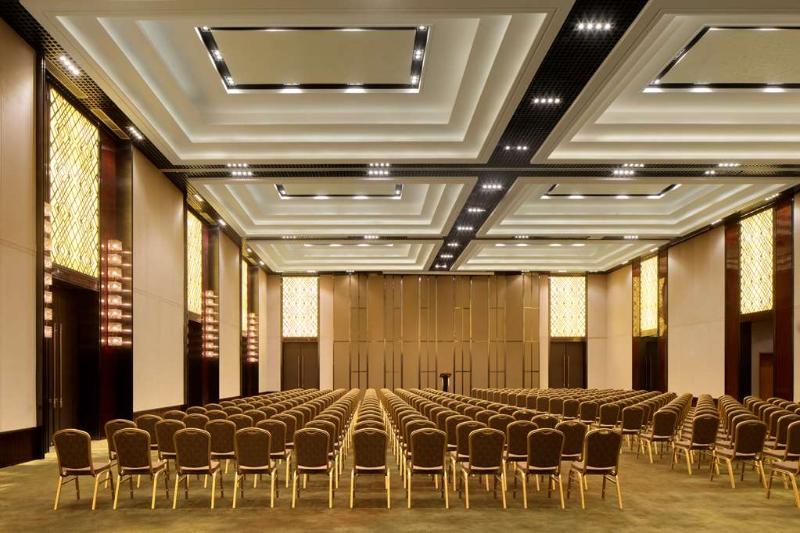 Radisson Blu Hotel Kashgar image