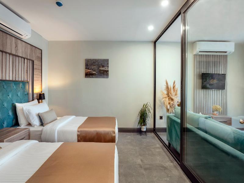Rodinn Park Hotel image