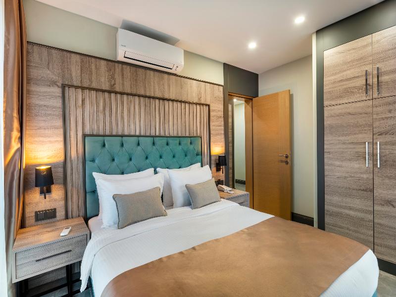 Rodinn Park Hotel image