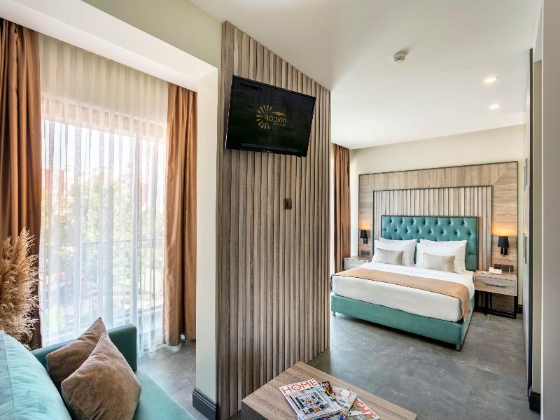 Rodinn Park Hotel image