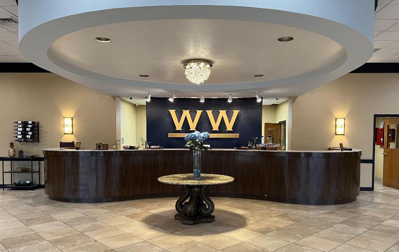 Whispering Woods Hotel And Conference Center image