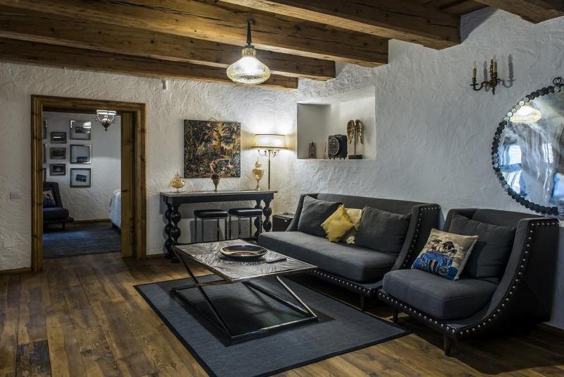 Casa Veche 5