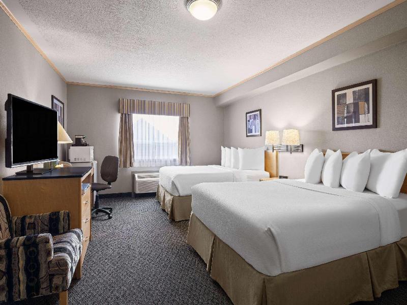 Travelodge By Wyndham Fort Mcmurray image